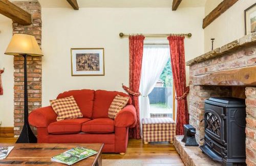 Stainton le Vale House | Anvil Cottage