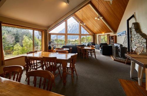 Mount Cook Village Cabin | Aoraki Mount Cook Alpine Lodge