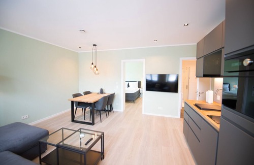 Uerzig Apartment | Ap 5 - Kranklay-Apartment-Family-Private Bathroom-Vineyard view