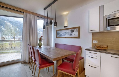 Schonbach Apartment | Apartment in Neukirchen by Wildkogel Lift