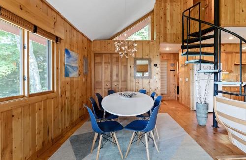 Shelby House | Apache Lake House - Lake Michigan Views - Nature Sanctuary