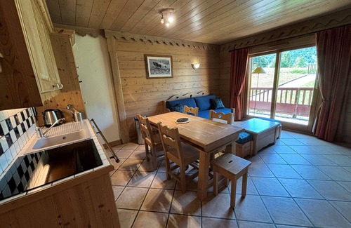 Saint-Martin-de-Belleville Apartment | Apartment with pool, spa, parking, Wi-Fi in Saint-Martin-de-Belleville