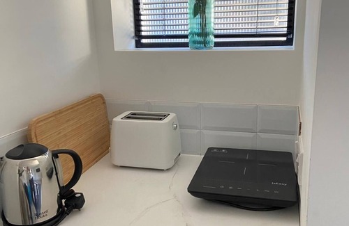 Worthing Apartment | Aparment Private Bathroom