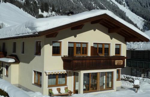 Holzgau Apartment | Apart Andrea
