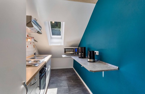Schmallenberg Apartment | Apartment 'Am Waldrand' with Mountain View, Shared Terrace and Wi-Fi