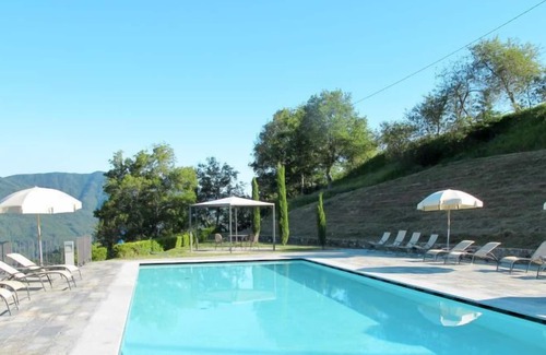 Molazzana Apartment | Apartment Limone in Castelnuovo di Garfagnana - 5 persons, 2 bedrooms