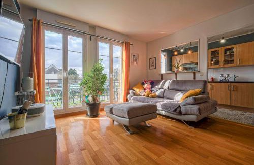 Magny-le-Hongre Apartment | Apart' Minnie - Disneyland Paris - 3 Bedrooms - Parking privé