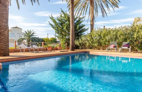 Empuriabrava Villa | Apart-rent Villa Pani 0109