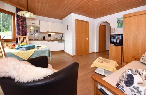 Galtur Apartment | Apart Zimalis - apartment for 4-5 people (2 bedrooms) in the Tyrolean mountains