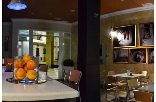Cazorla Apartment | Apartahotel Night OF Round- TWO Beds 8