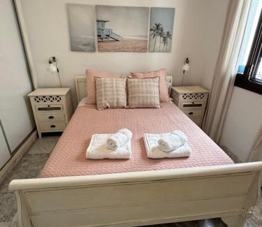La Linea de la Concepcion Apartment | Apartamento Universal