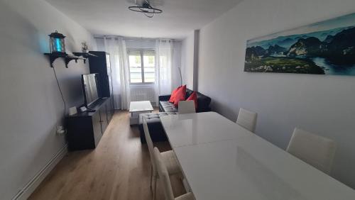 San Vicente de la Barquera Apartment | Apartamento la Fortaleza