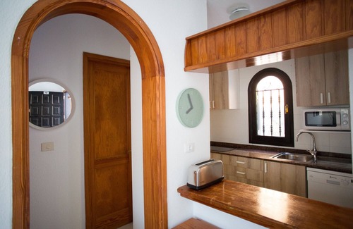 Puerto Rico Apartment | Apartamanto with terrace, free WiFi, communal pool in Puerto Rico