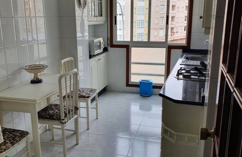 Vilagarcia de Arousa Apartment | Apartamento a 100 Metros de la Playa