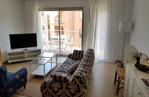 Sant Feliu de Guixols Apartment | Apartament a la Placeta de Sant Joan 21, 3r