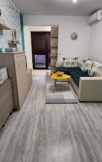 Saturn Apartment | Apartament Andy