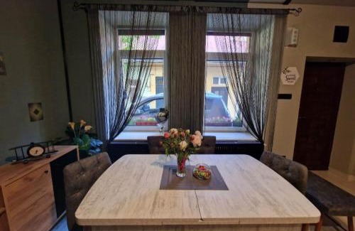 Old Town Apartment | Apartament Central Traian Moșoiu , Parcare proprie