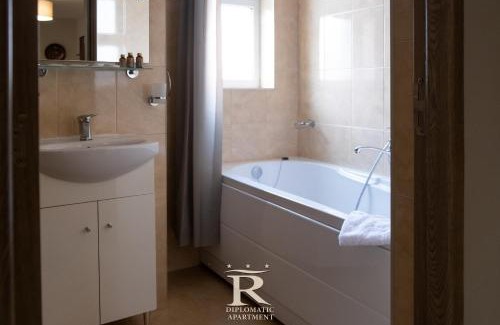 Baia Mare Apartment | Apartament Modern Rivulus 28