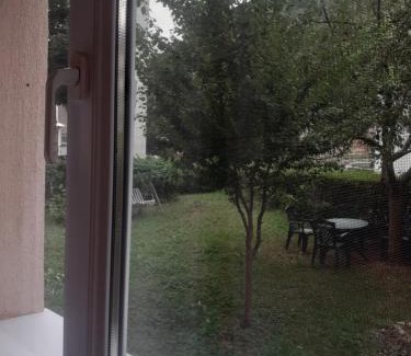 Slanic-Moldova Apartment | Apartament PARTER CU GRADINA