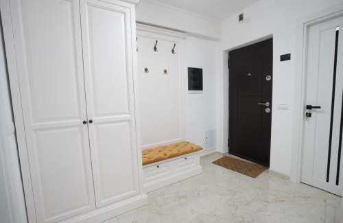 Curtea De Arges Apartment | Apartament ultracentral NICOL