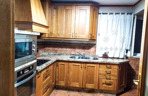 Bailen-Miraflores Apartment | Apartamento 711