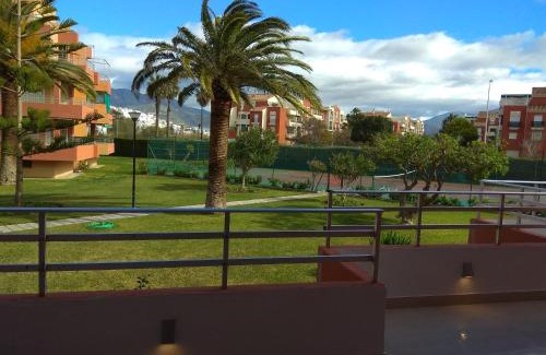 Salobrena Apartment | Apartamento a 150 metros del Mar, parking y Wifi