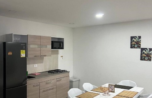 San Javier Apartment | Apartamento Amoblado Cerca A Zona Rosa DE LA 70, Grupos DE Familiares Y Amigos
