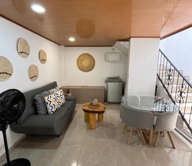 Niquia Apartment | Apartamento amoblado con excelente ubicación y rutas de transporte