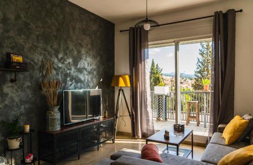 Barrio de la Vega Apartment | Apartamento amplio con gran terraza y vistas