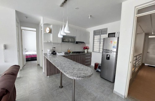 Girardot Apartment | Apartamento Aqualina Orange Piso 2 Aire Acondicionado Vista a piscina
