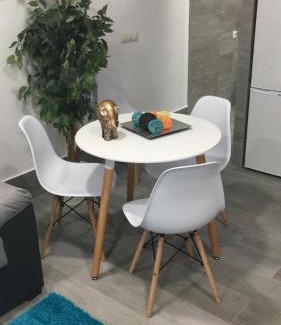 Los Tilos Apartment | Apartamento B, a 3 minutos de la estación central de bus y tren
