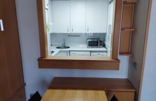Rejas Apartment | Apartamento con aire acondicionado y piscina en las Mercedes, cerca del Plenilunio y del aeropuerto