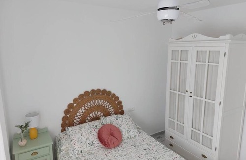 Salobrena Apartment | Apartamento con vistas al mar.