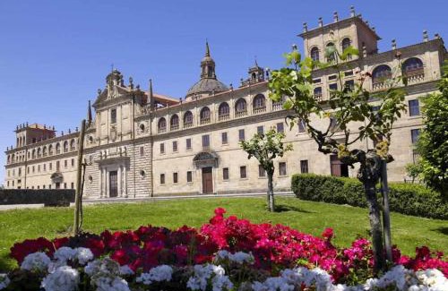 Monforte de Lemos Apartment | Apartamento de 4 habitaciones en el Centro de Monforte