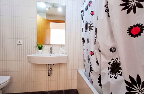 Vinaros Apartment | Apartamento de dos dormitorios con piscina comunitaria