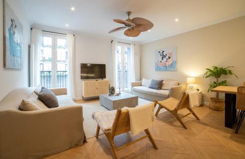 San Sebastian Centro Apartment | Apartamento Deluxe Bella Easo by Cisan Rentals