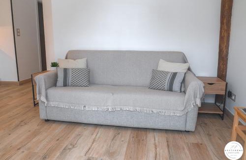Castro Urdiales Apartment | Apartamento en casco histórico con vistas a la iglesia