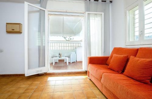Port de la Selva Apartment | Apartamento en El Port de la Selva: Planta Baja, Terraza y WiFi a Metros de la Playa - ES-228-52