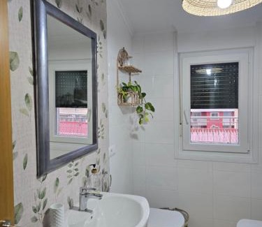 Cerdeira Apartment | Apartamento en el centro de Cedeira nuevo y con terraza