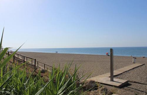Benajarafe Apartment | Apartamento en la playa Málaga