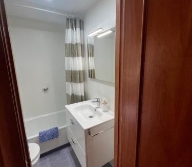 Montgat Apartment | Apartamento en la playa