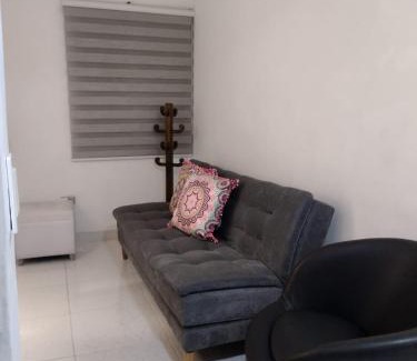Estadio Apartment | Apartamento en Laureles, cerca a Metro, Estadio Atanasio Girardot, plaza de toros la Macarena rentalsOP AN04