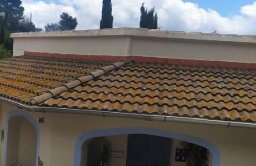 Santa Susanna House | Apartamento en Zona Tranquila con Vistas al mar