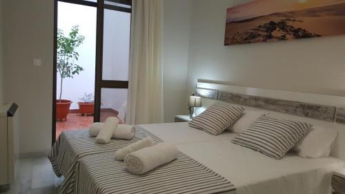 La Trinidad-San Juan y Todos los Santos Apartment | Apartamento entre Patios Valladares
