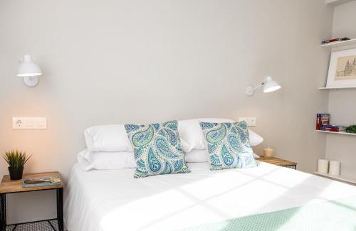 Santiago de Compostela Apartment | Apartamento de diseño centrico con terraza espectacular