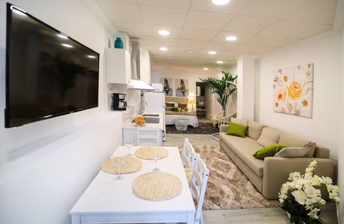 Vilanova Apartment | Apartamento Romero Garden A