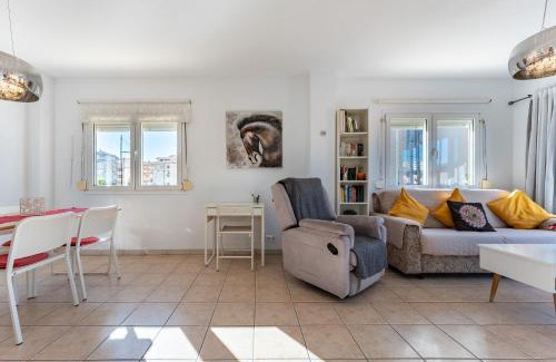 Torreblanca Apartment | Apartamento Esmeraldas