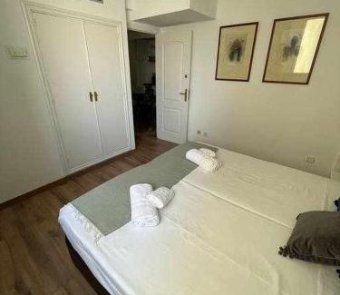 Recoletos Apartment | Apartamento IV AlcaláRetiro Ideal Parejas