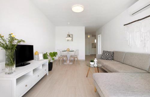 Carihuela Apartment | Apartamento Joya la Carihuela