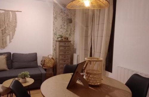 Villanua Apartment | Apartamento La Añaza